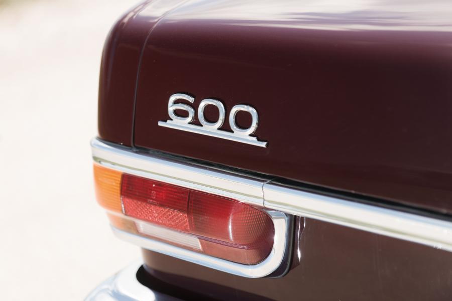  Mercedes-Benz 600 SWB Sedan 1970 года  (фото 13 из 18)